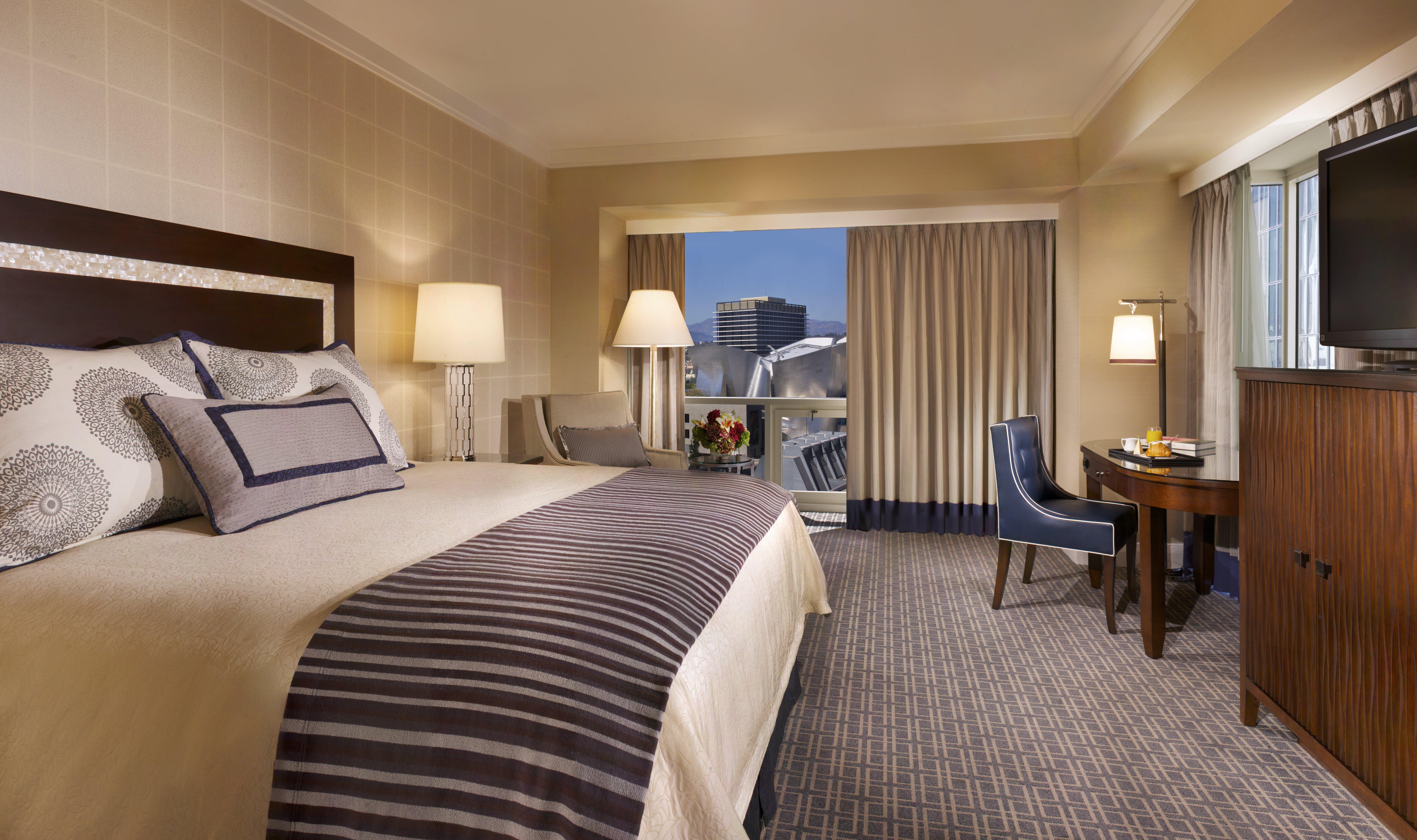 オムニ ロサンゼルス ホテル カリフォルニア プラザ エクステリア 写真